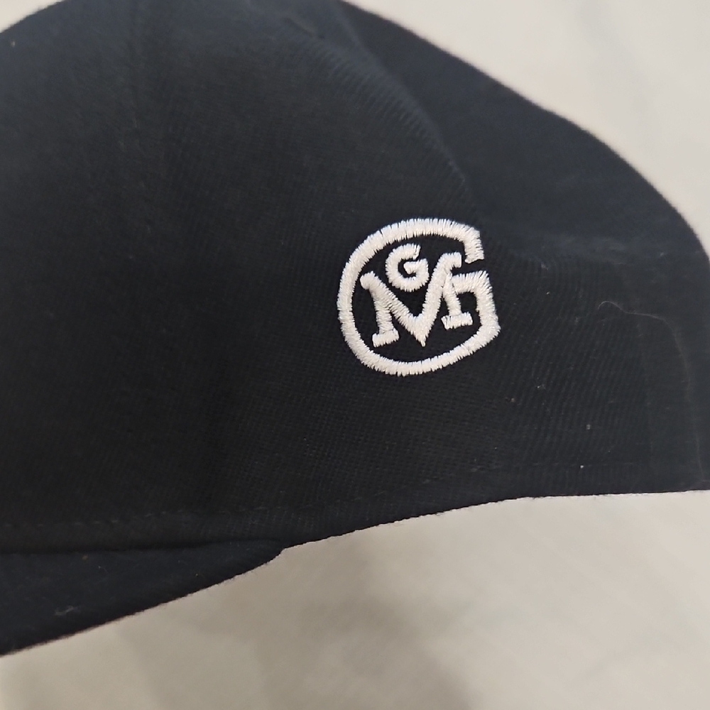 Black Cap - Picture 3 of 4